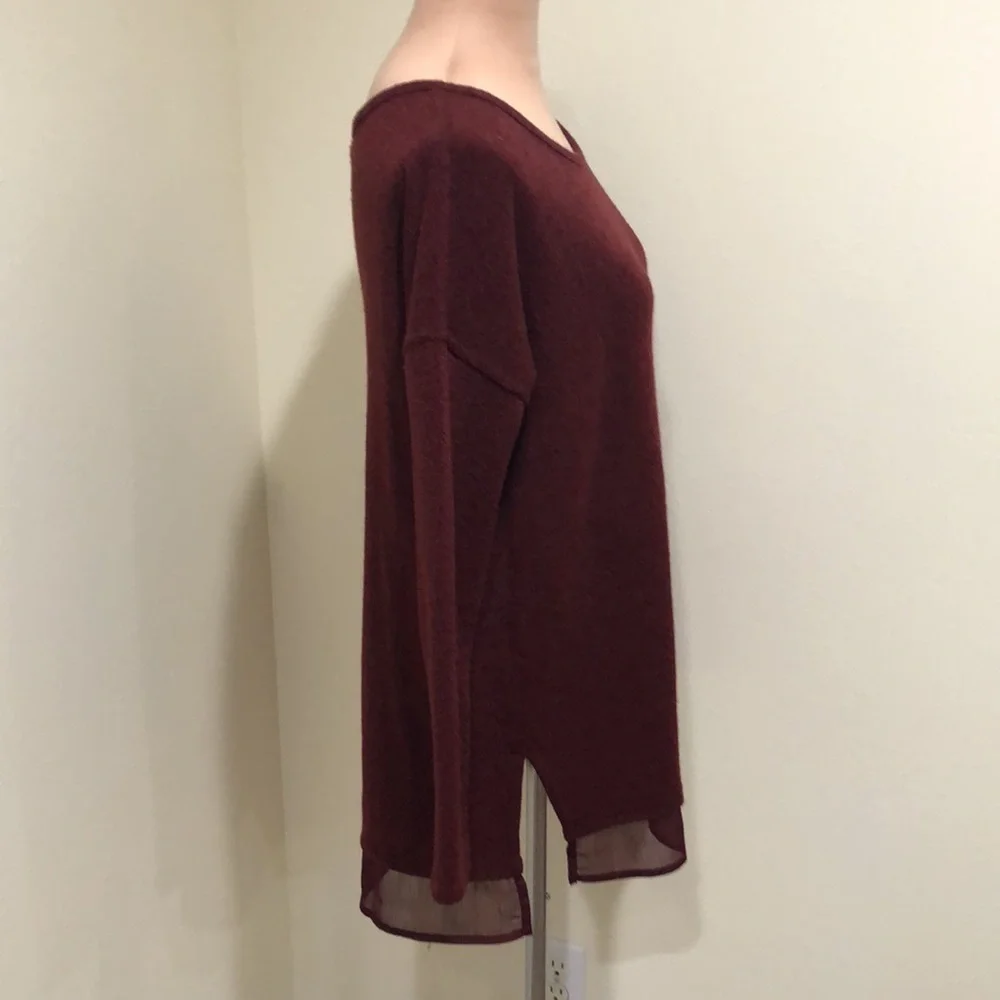 Urban Outfitters Silence + Noise Sweater Size Small Burgundy Red Pullover
